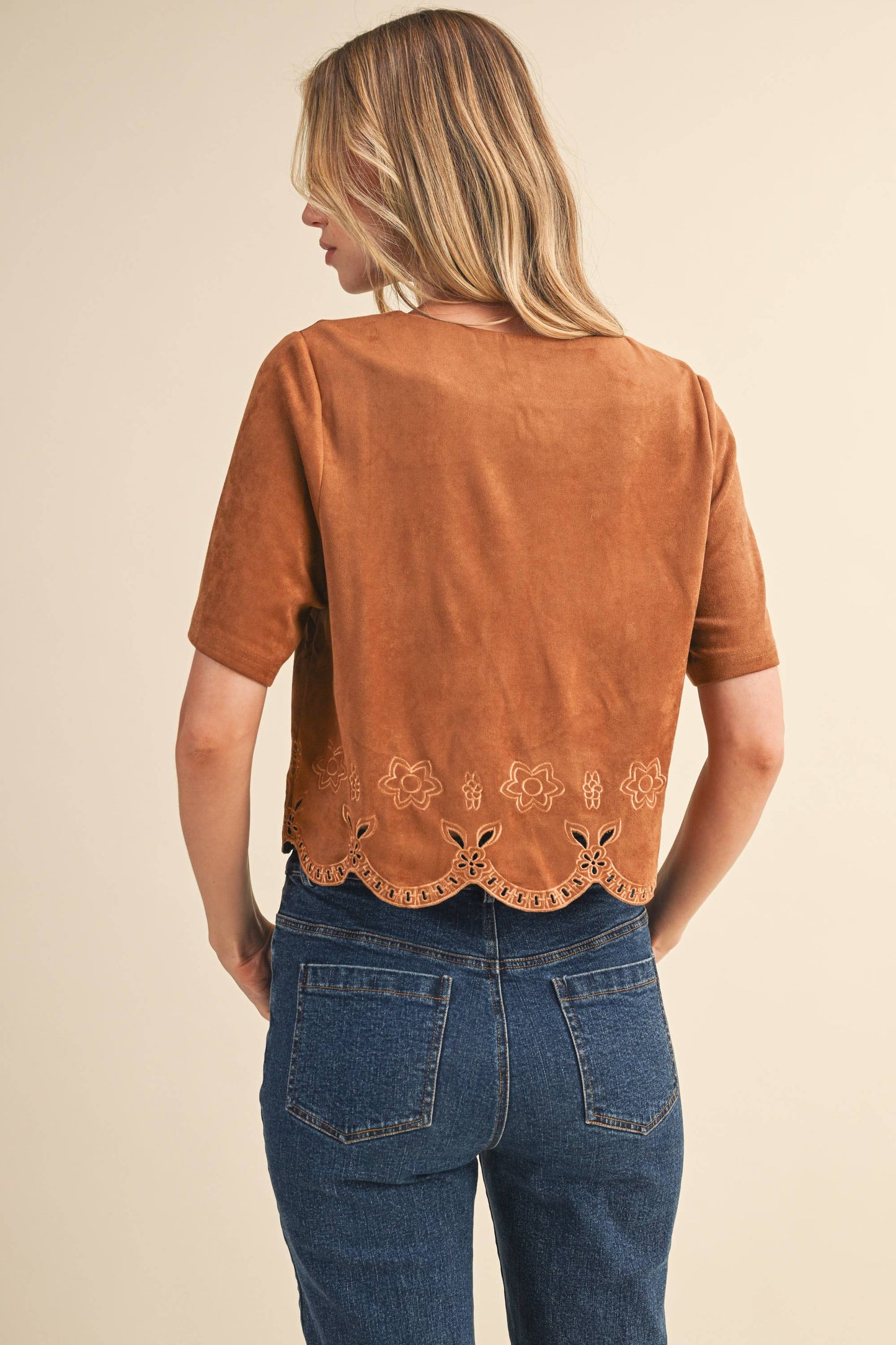 Suede-Feel Border Cutout Short-Sleeve Top – Camel
