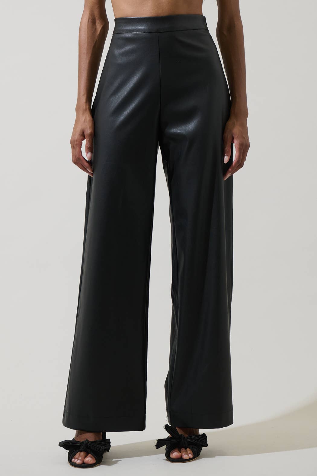 Black Anisa Leather Bern Wide-Leg Pants by Sugarlips featuring a relaxed fit and wide-leg design in smooth leather.