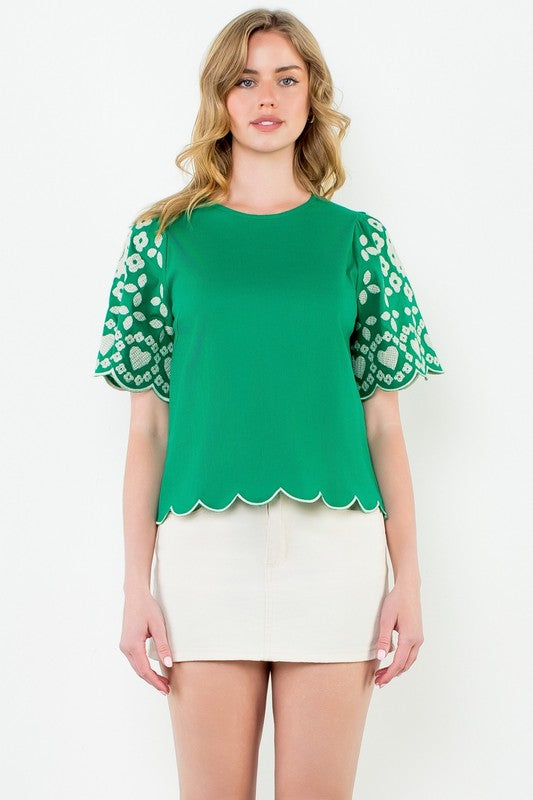 Hadley Embroidered Scallop Sleeve Top – Emerald THML