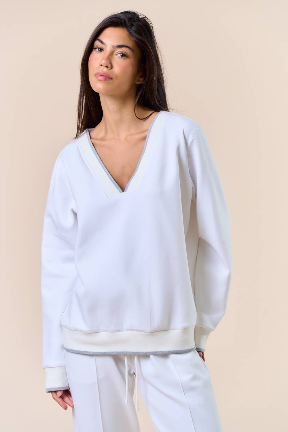 Colette V-Neck Sweater (Off White)