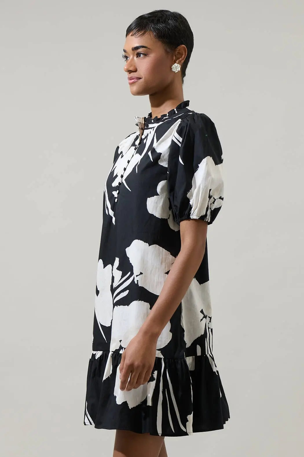 Adeline Shadow Floral Shift Dress - Dresses