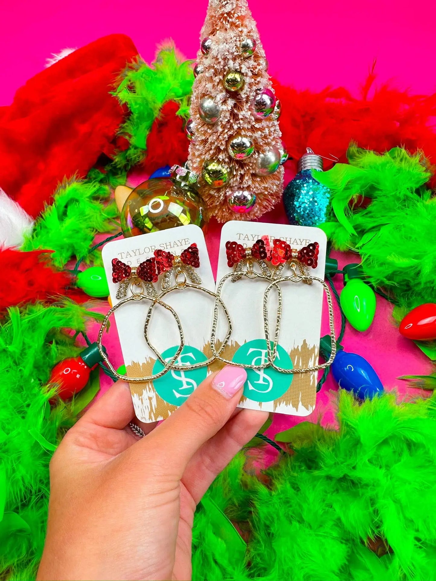 Bethany Bow Hoop Earrings - Red Bow / Round - Jewelry