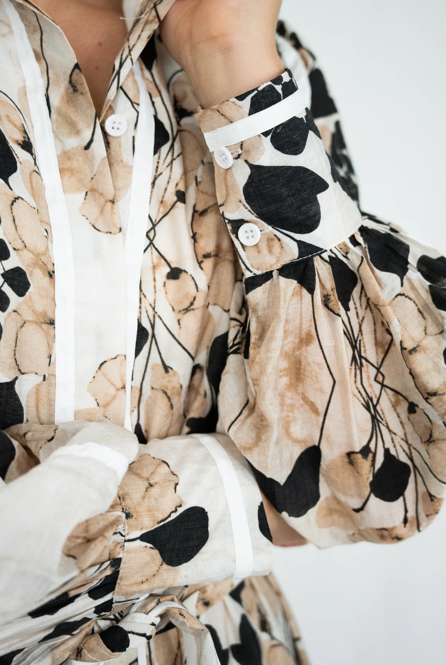 Eloise Dress (Beige)