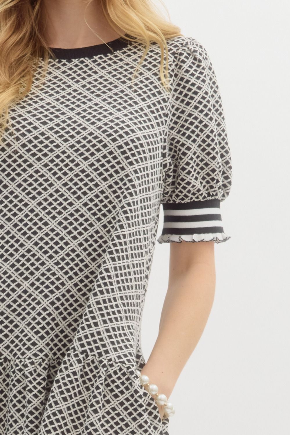 Vivian Diamond Knit Mini Dress Entro