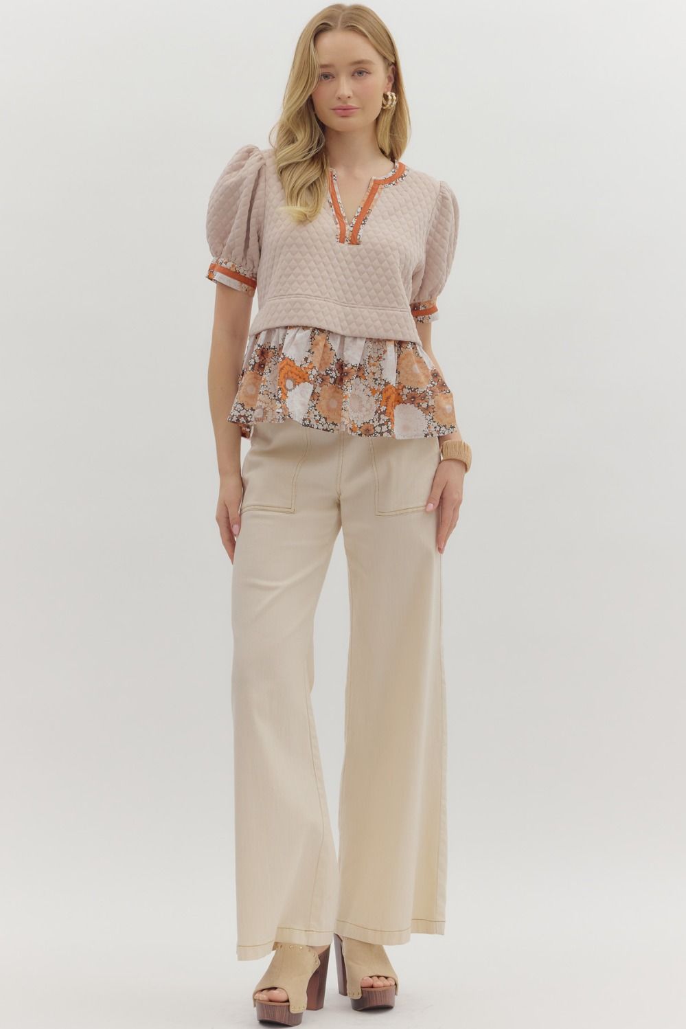 Mae Floral Ruffle Accent Knit Top Entro
