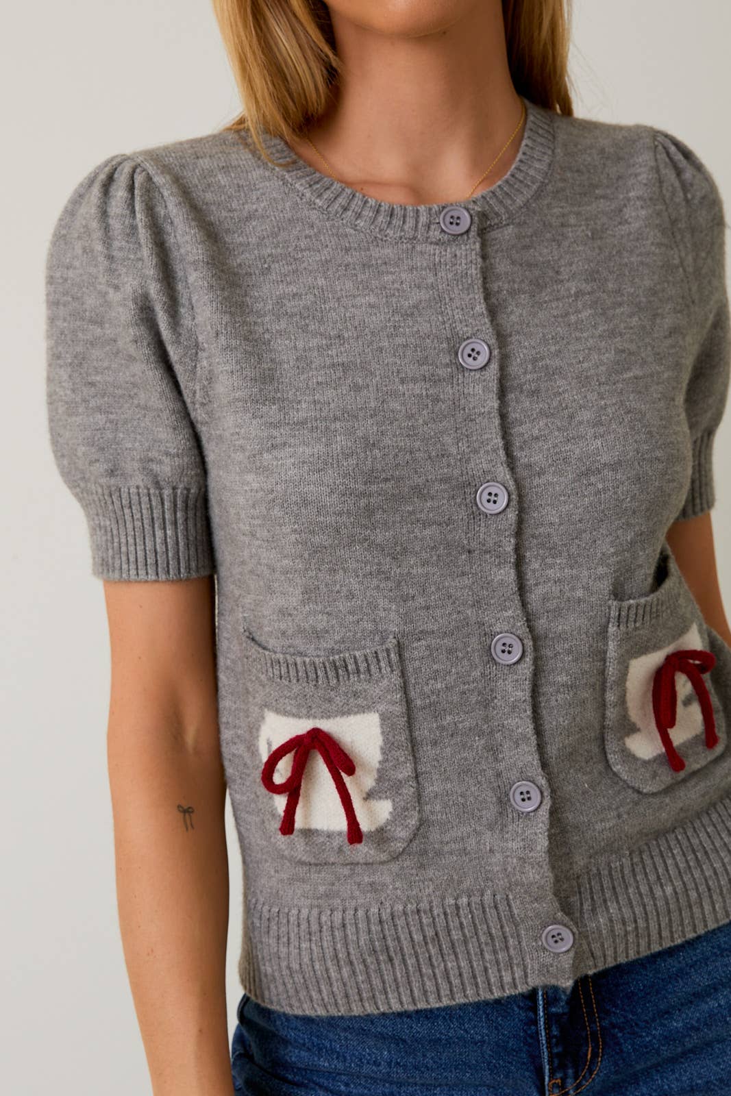 Round Neck Button Up Cup Graphic Sweater Cardigan – H Grey