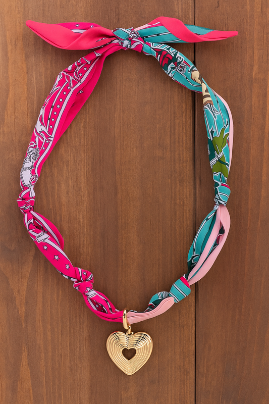 Sophia Glowing Heart Scarf Necklace Canvas Style