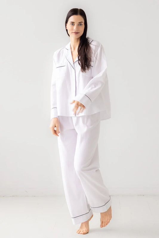 Salua Lingerie classic flannel pajama set featuring a cozy plaid top and matching pants in soft, warm fabric.