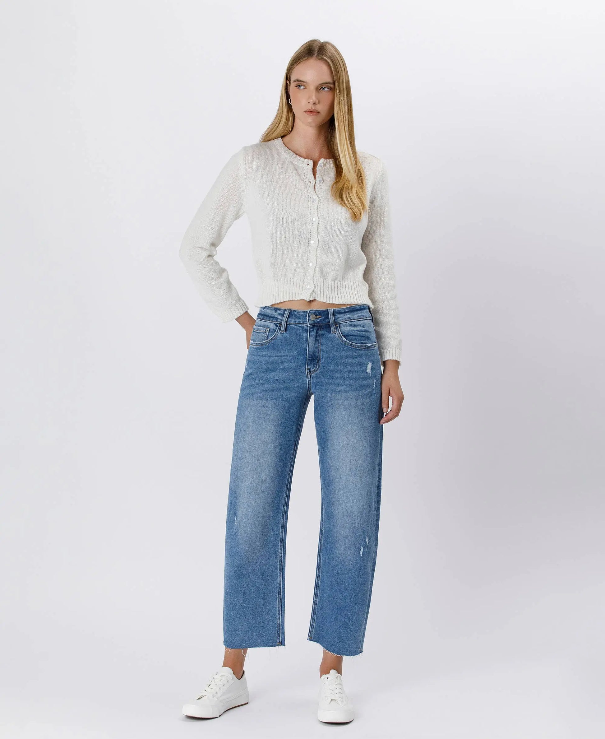 Lovervet by VERVET high-rise mild barrel jeans in classic denim with a relaxed fit and stylish design.