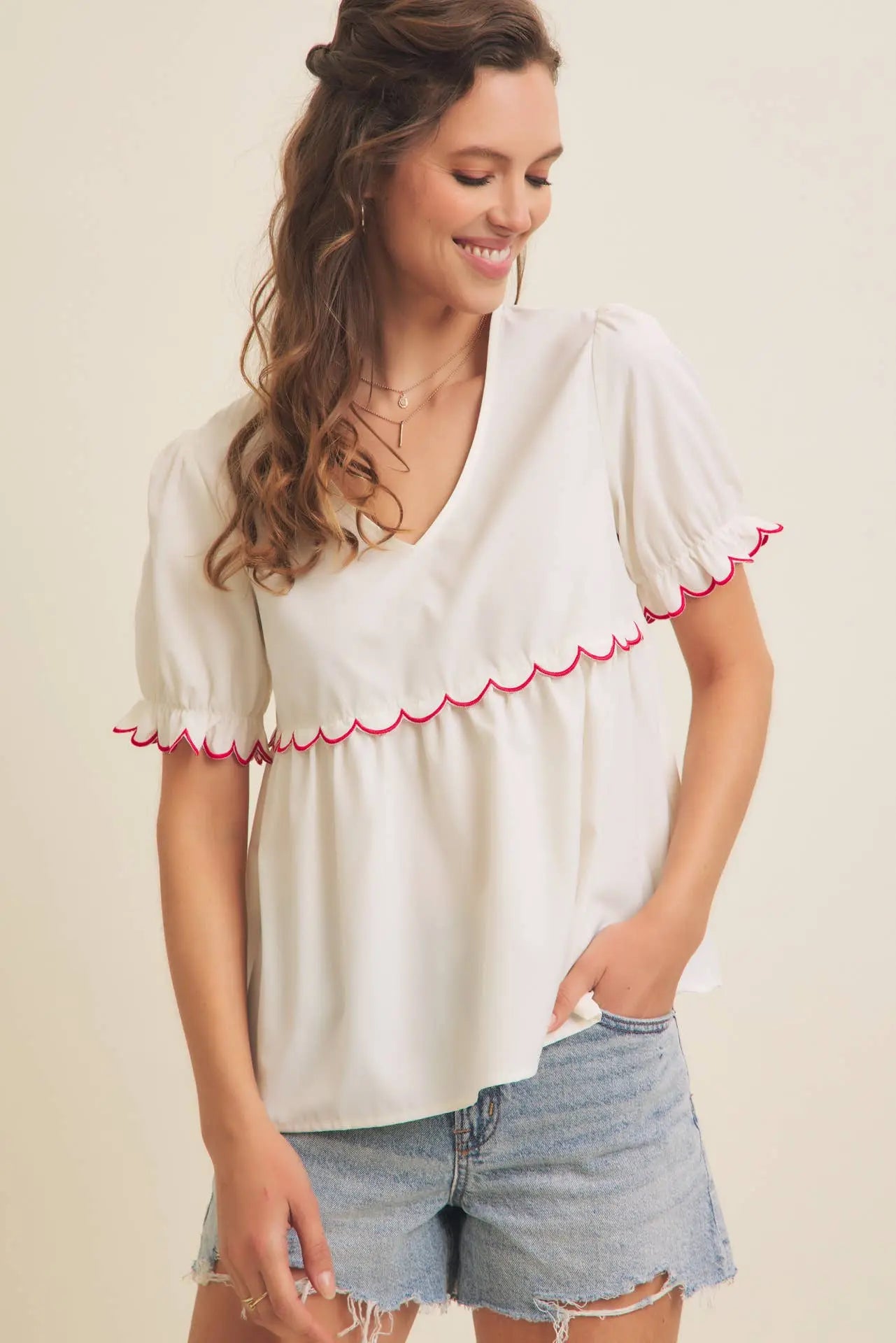 Laurel Contrast Scallop Puff Sleeve Top - Tops