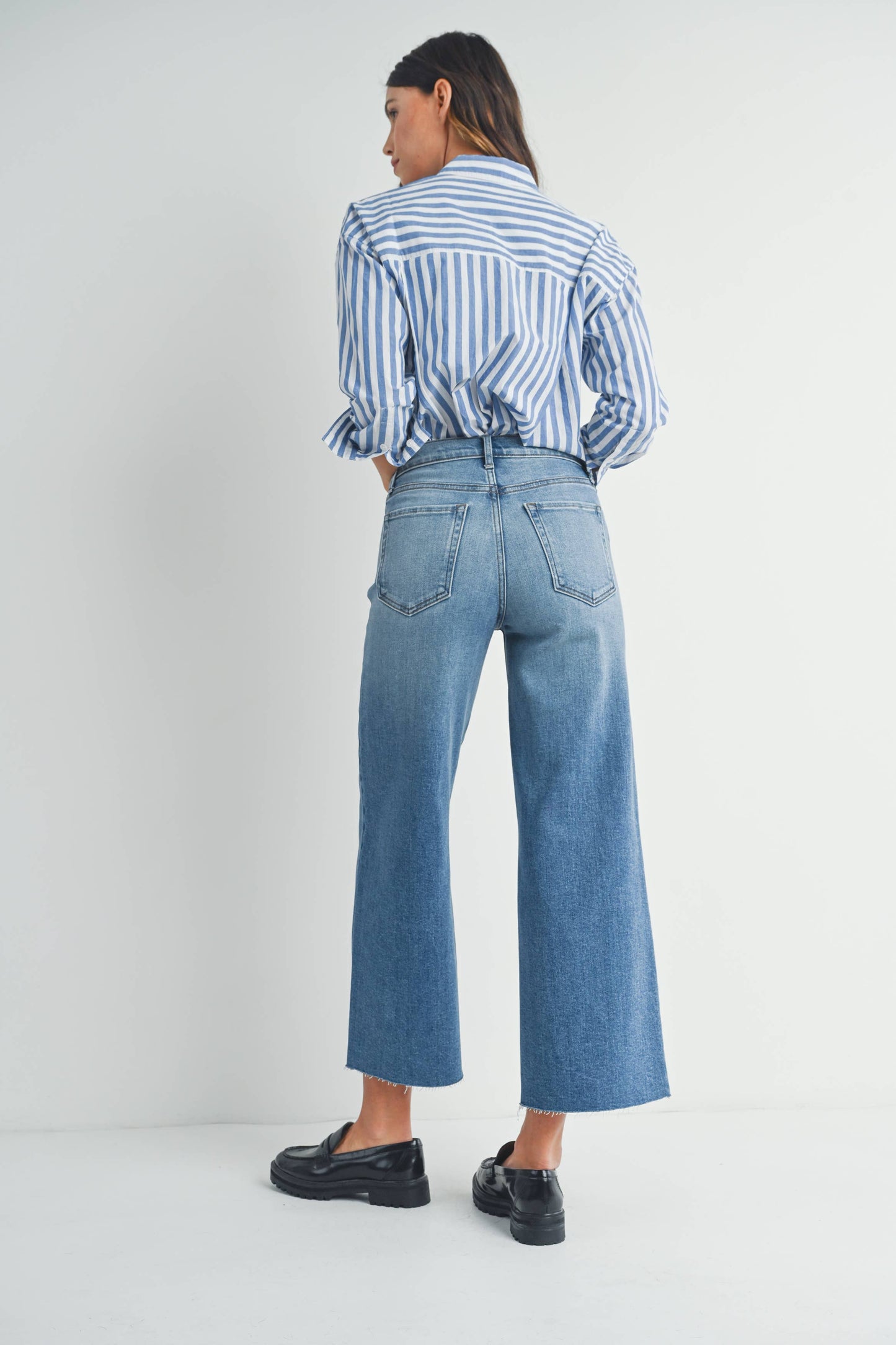 Alice Jeans – Scissor Cut Wide Leg (Medium Wash)