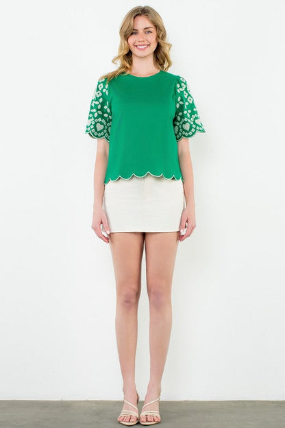 Hadley Embroidered Scallop Sleeve Top – Emerald THML