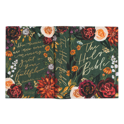 ‘Hollis’ ESV Large Print Journaling Bible – Garden Green