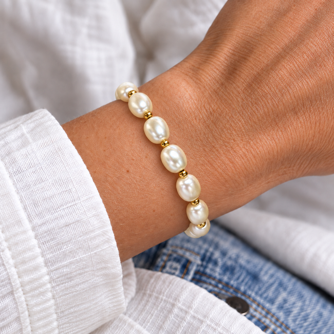 Oval Glass Pearl Stretch Bracelet