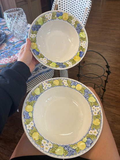Pair Vintage Vernon Ware by Metlox Della Robbia Serving Bowls – California Pottery, Pair by Metlox